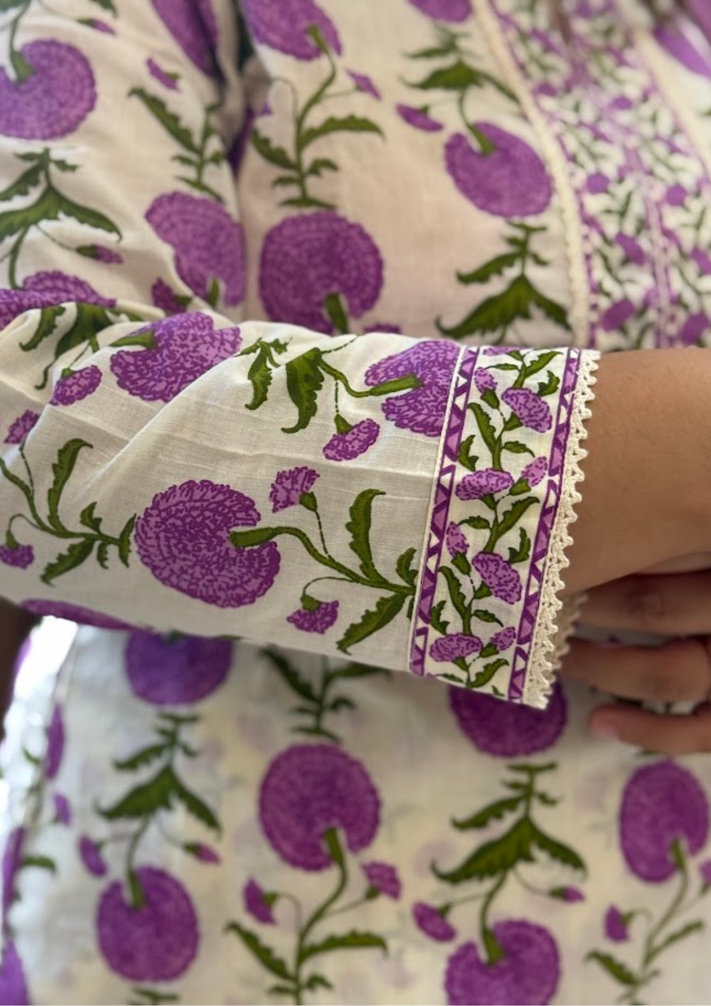 Syraah Lavender Floral Sanganeri Printed Cotton Suit Set With Dupatta & Pants