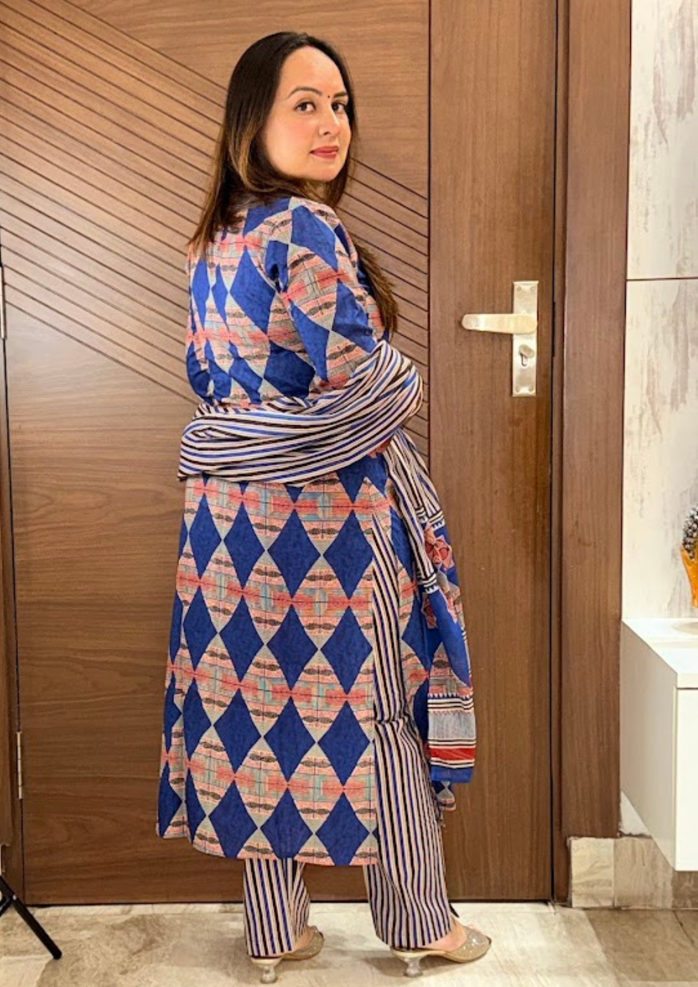 Niva Blue Sanganeri Printed Cotton Suit Set With Dupatta & Pants