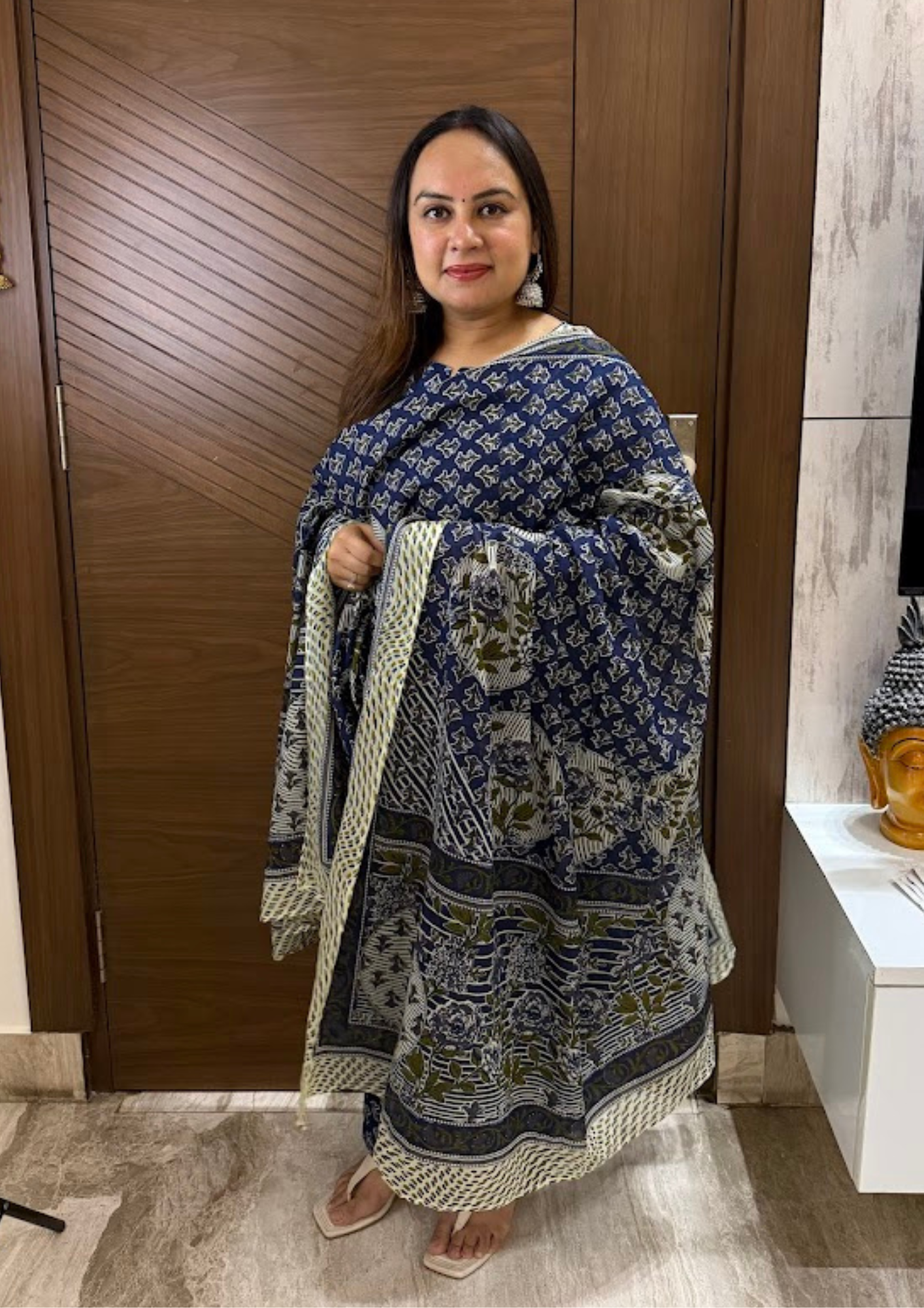 Ishvya Indigo Floral Sanganeri Printed Cotton Suit Set With Dupatta & Pants